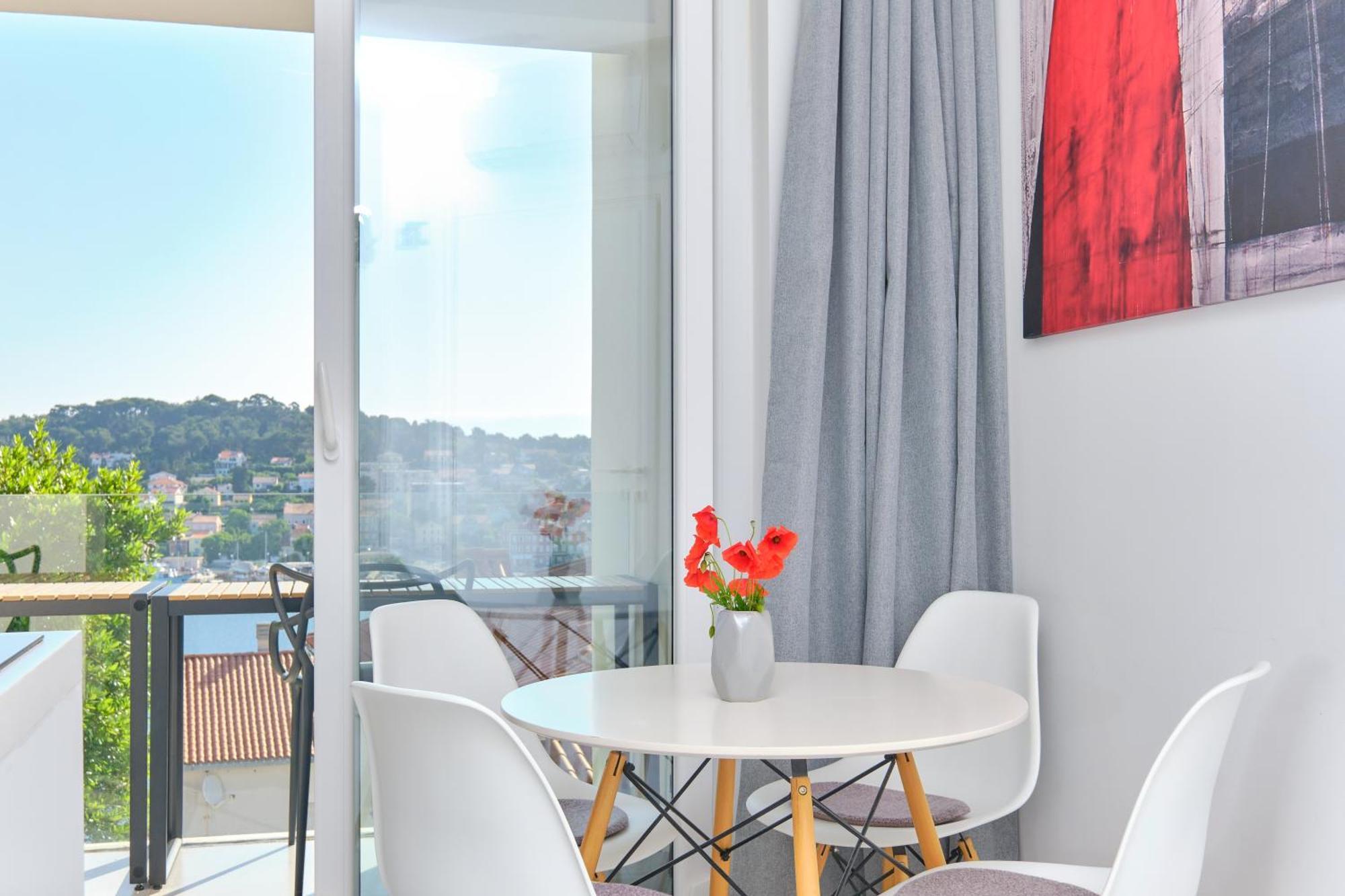 Design apartments 3&4 Mali Lošinj Buitenkant foto